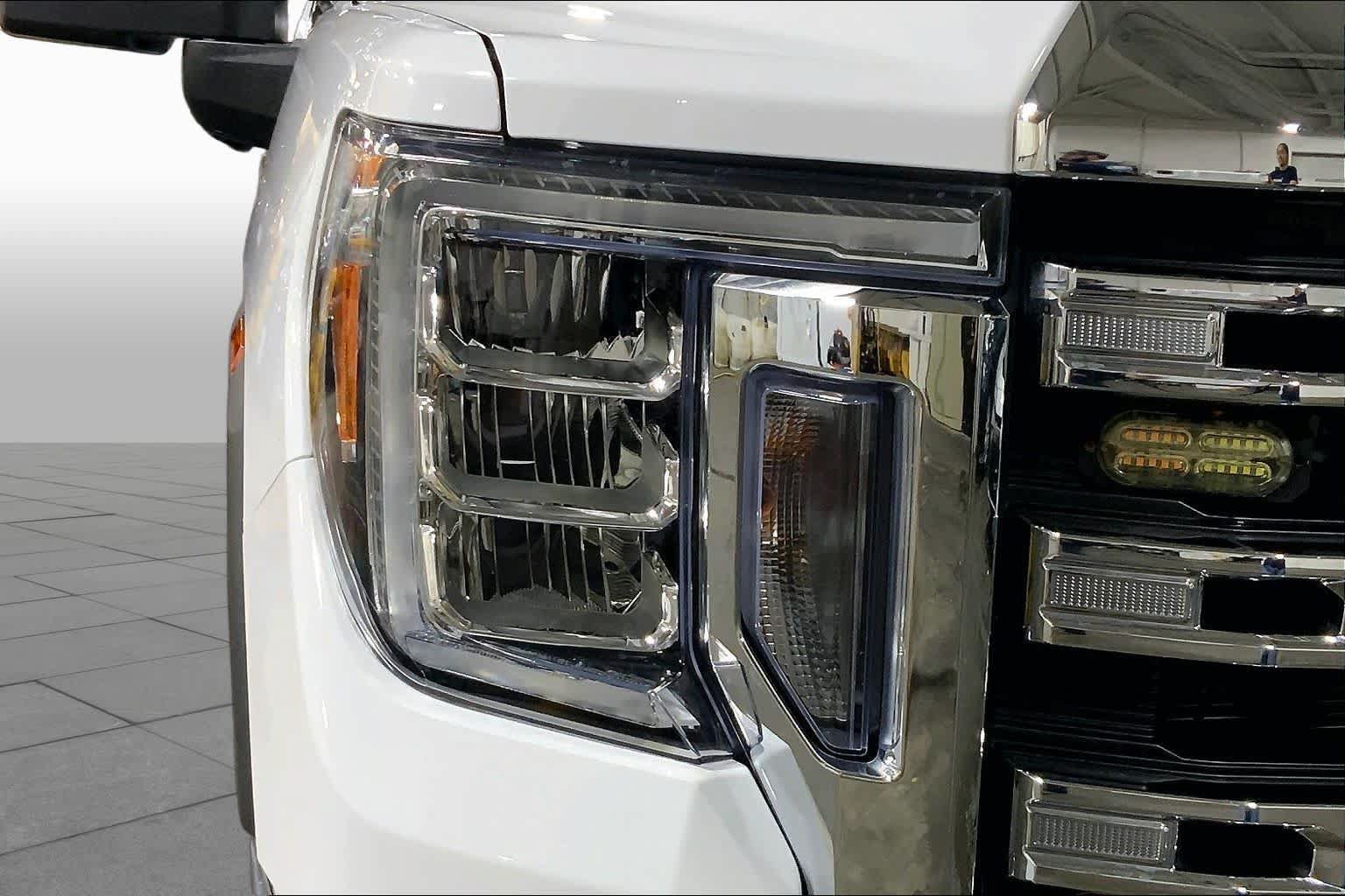 Used 2022 GMC Sierra 2500 SLE w/ SLE Value Package; AWD/4WD image 28