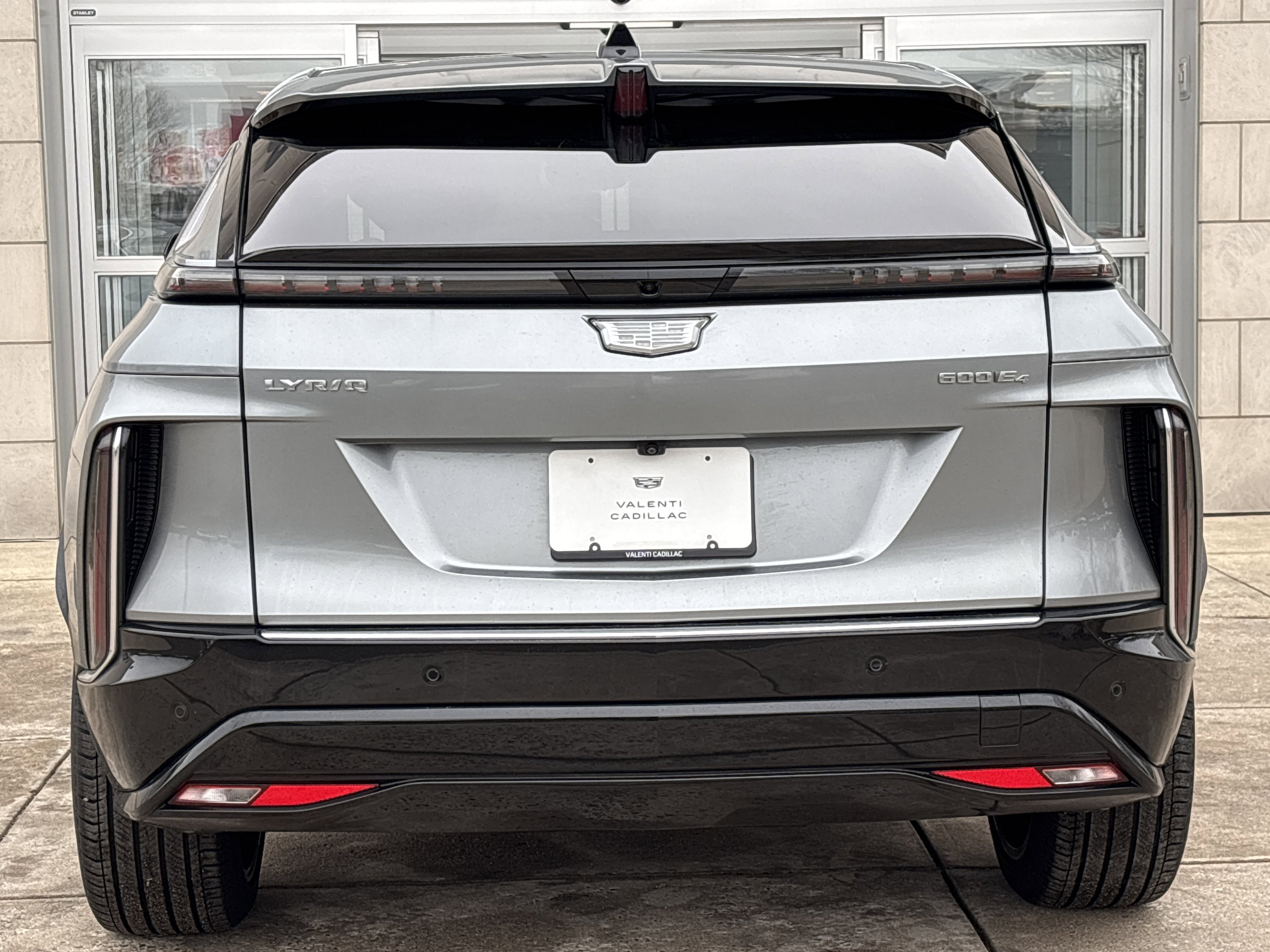 Used 2024 Cadillac Lyriq Luxury w/ LPO, Floor Liner Package image 7