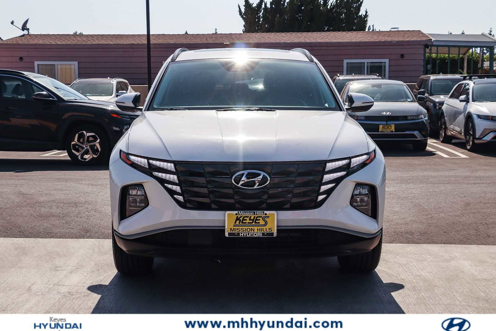 Certified 2023 Hyundai Tucson SEL w/ Convenience Package AWD/4WD image 6