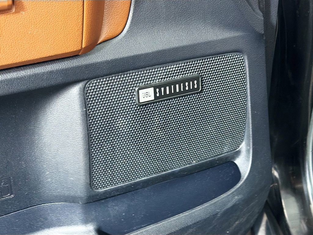 Used 2016 Toyota Sequoia Platinum image 18