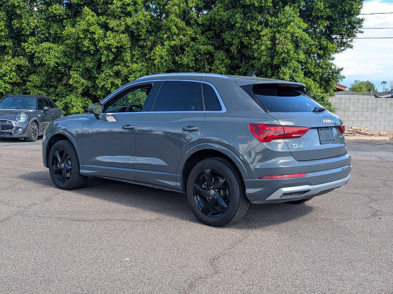 Used 2020 Audi Q3 2.0T Premium AWD/4WD image 5