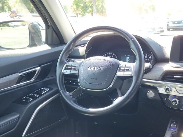 Used 2022 Kia Telluride EX w/ EX Premium Package AWD/4WD image 3