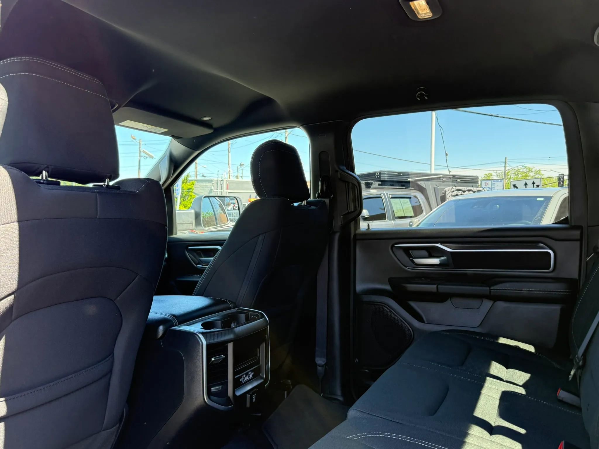 Used 2025 RAM 1500 Big Horn AWD/4WD image 30
