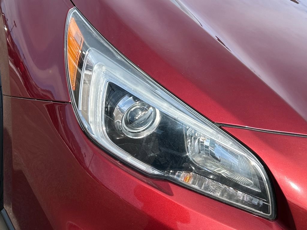 Used 2017 Subaru Outback 2.5i Premium image 32