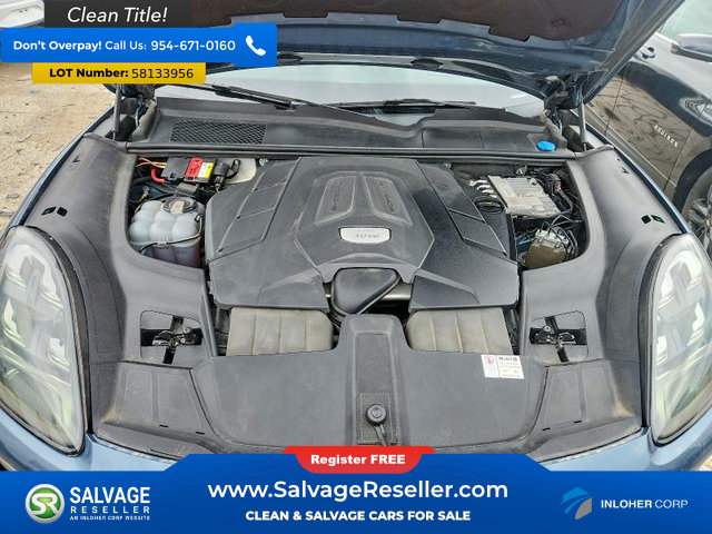 Used 2019 Porsche Cayenne AWD/4WD image 16