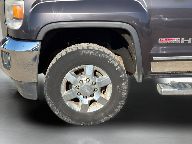 Used 2015 GMC Sierra 2500 SLE w/ All-Terrain HD Package AWD/4WD image 9