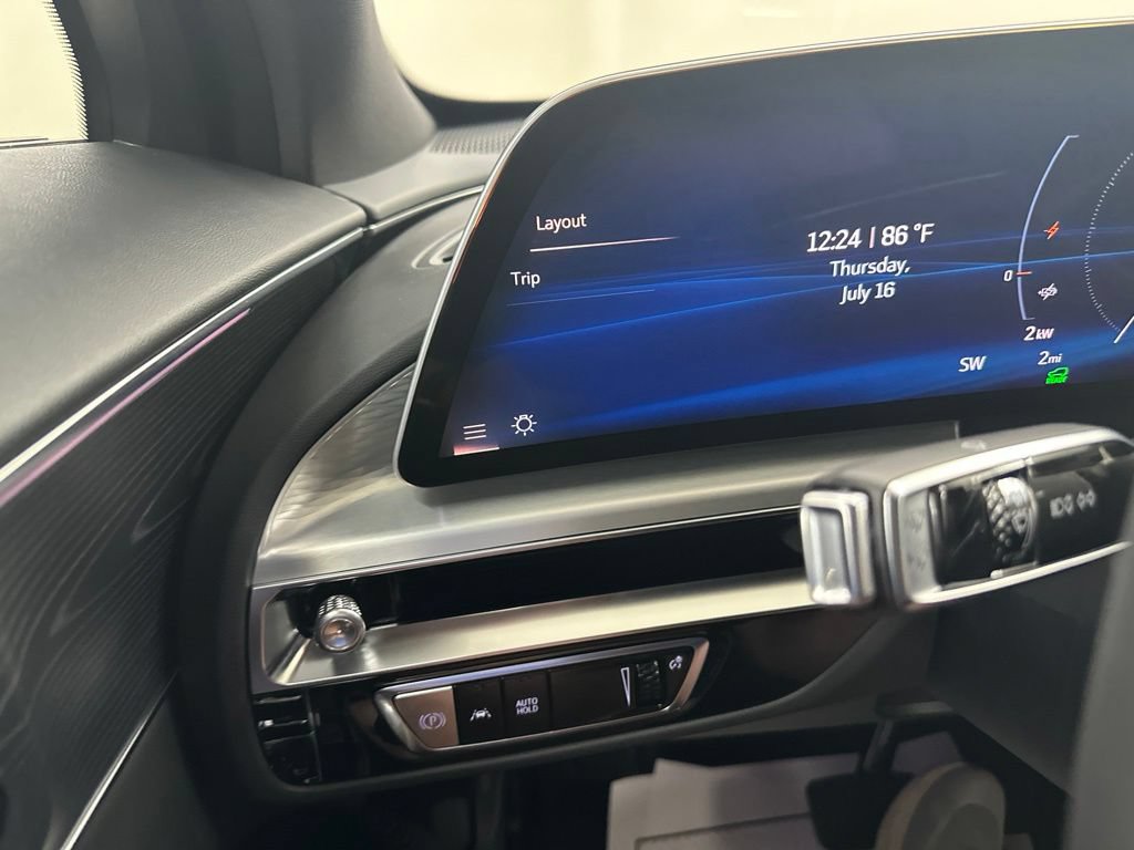 New 2026 Cadillac Lyriq Luxury AWD/4WD image 42