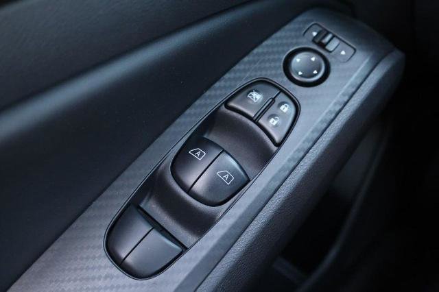 Certified 2025 Nissan Altima 2.5 SV FWD image 17