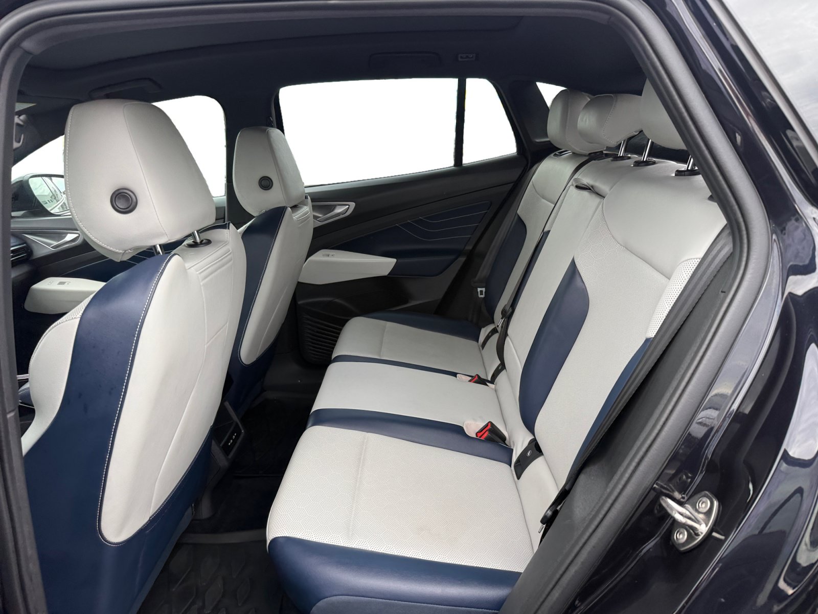 Certified 2023 Volkswagen ID.4 Pro S AWD/4WD image 16