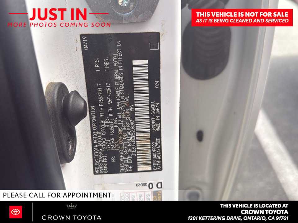 Used 2019 Toyota 4Runner SR5 RWD image 10