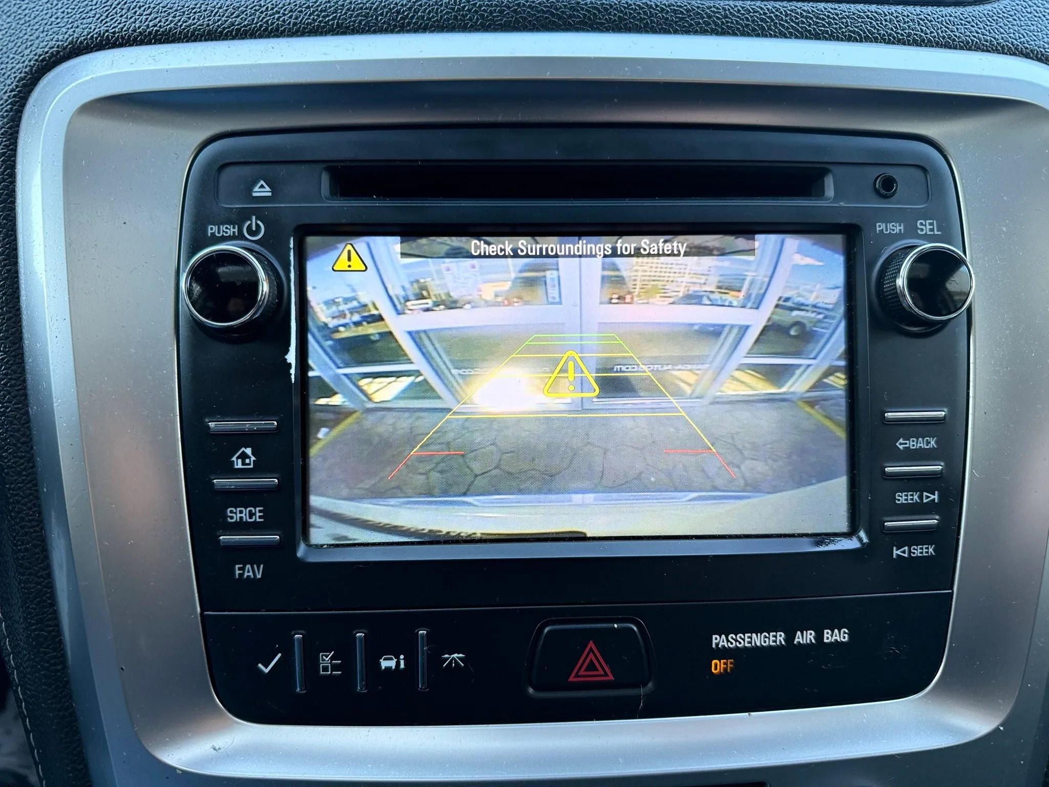 Used 2014 GMC Acadia SLE image 19
