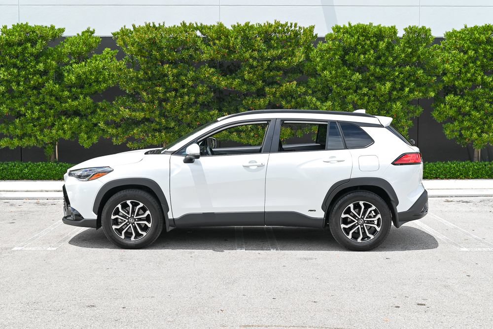 Used 2023 Toyota Corolla Cross AWD Hybrid image 7