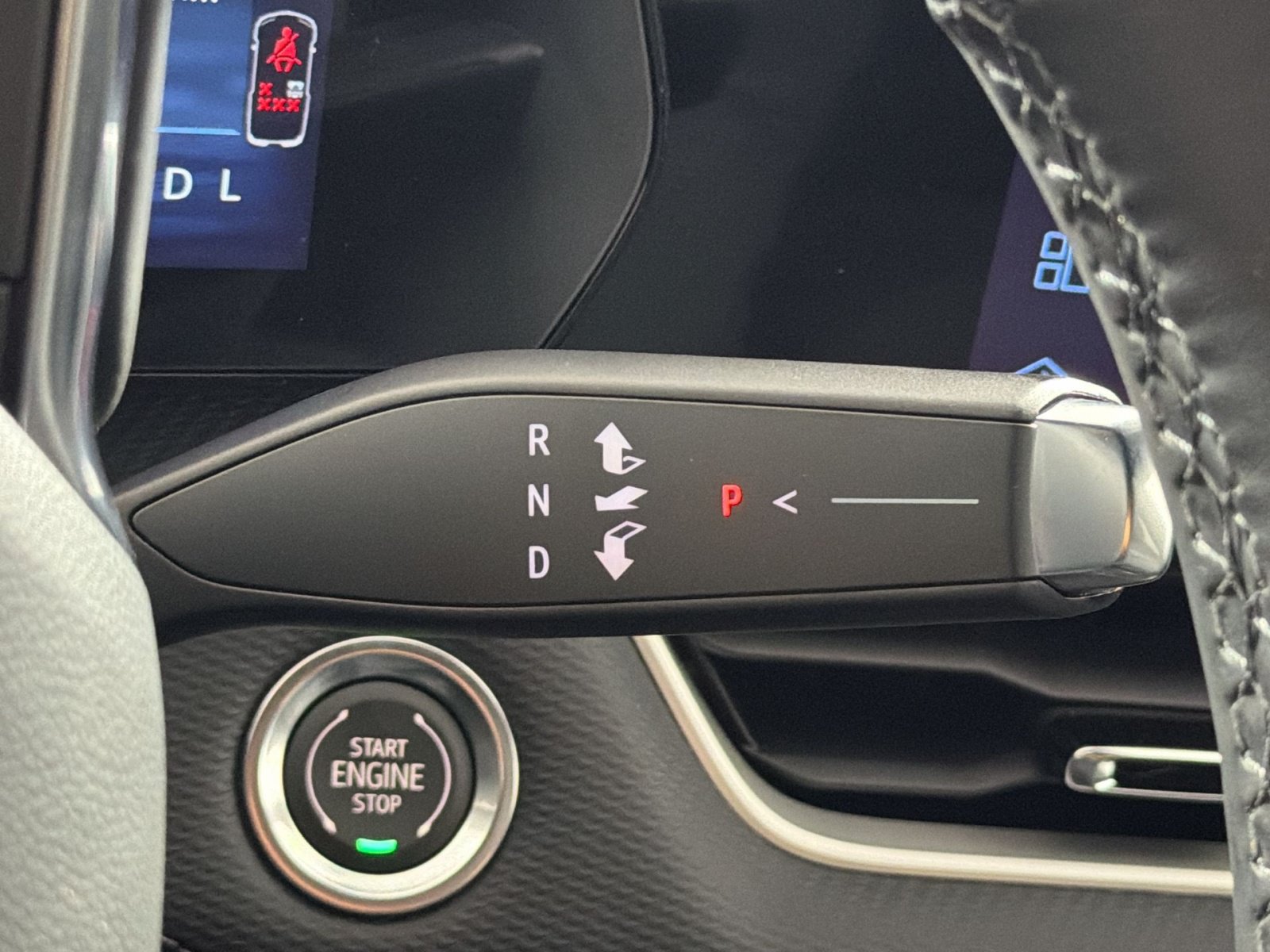 New 2027 Chevrolet Equinox LT w/ Safety and Technology Package FWD image 22