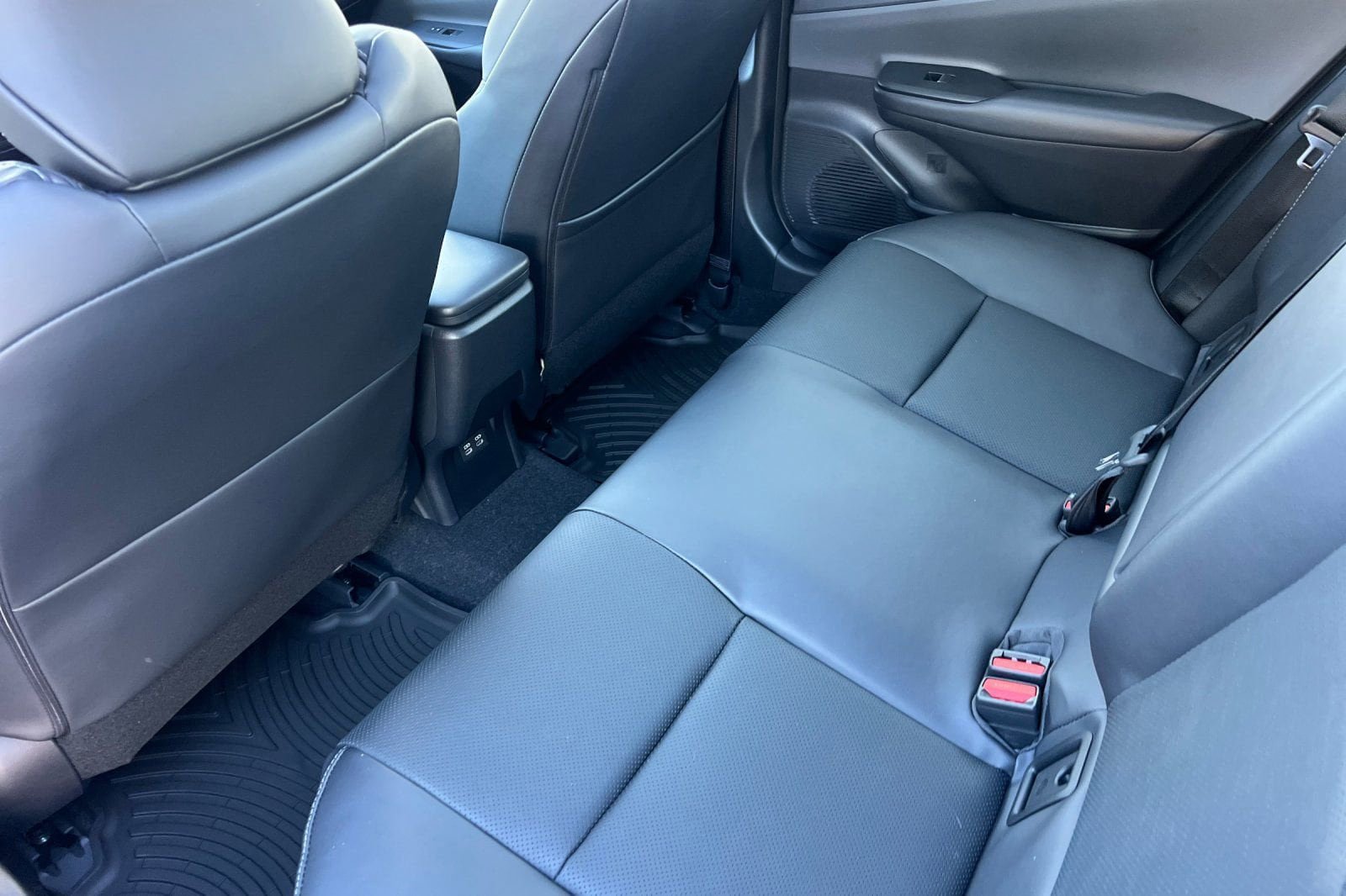 New 2026 Toyota Prius Limited FWD image 13