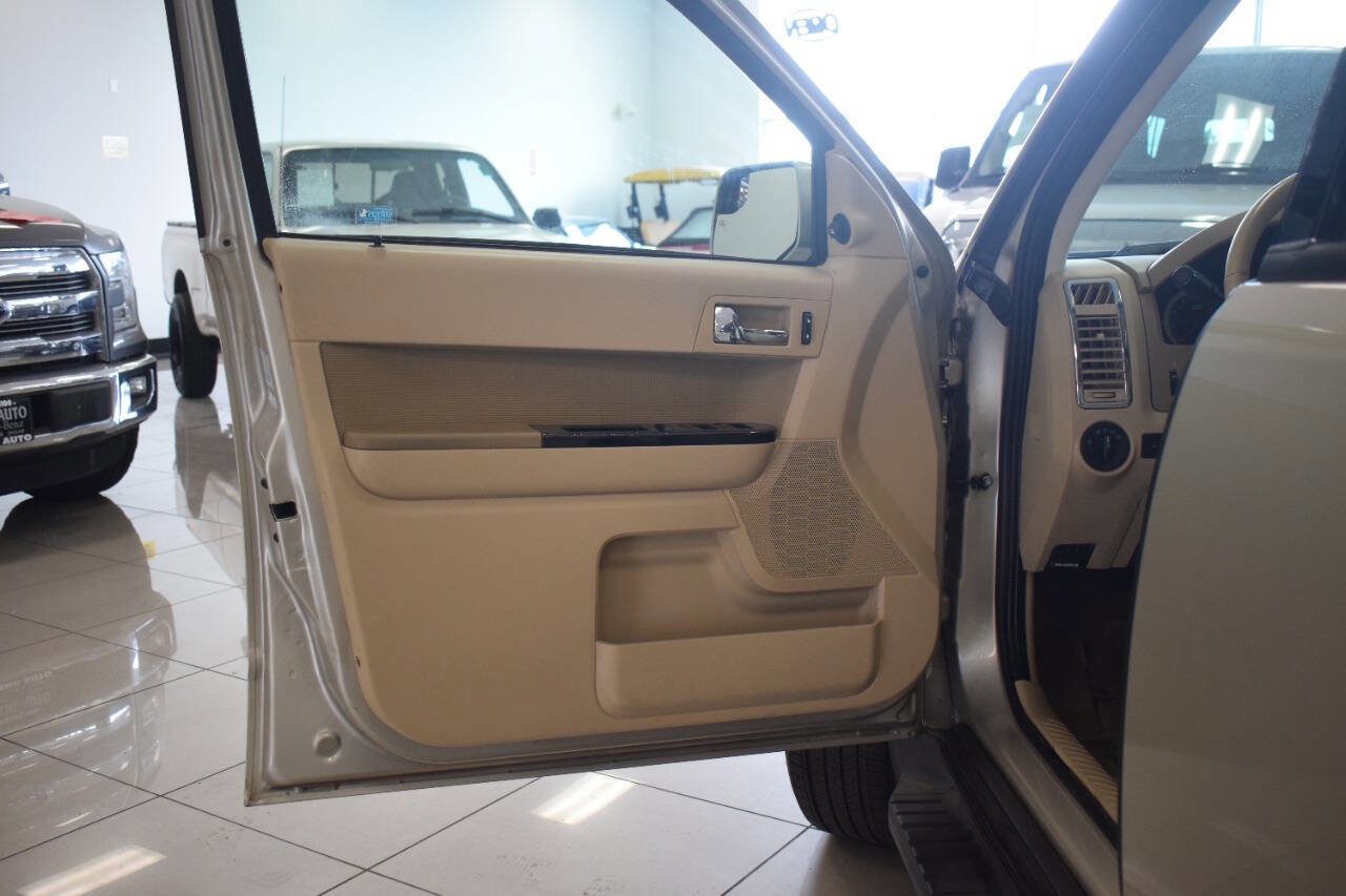 Used 2010 Ford Escape Limited AWD/4WD image 41