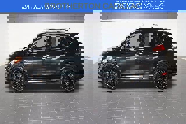 Used 2017 Nissan Rogue SL image 2