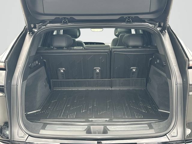 Used 2025 Cadillac Lyriq Sport image 19