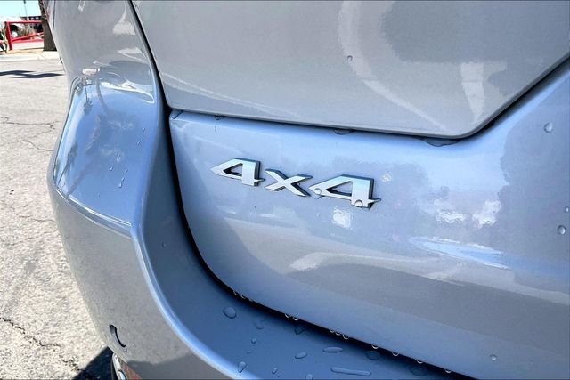 New 2026 Jeep Grand Cherokee Laredo image 13