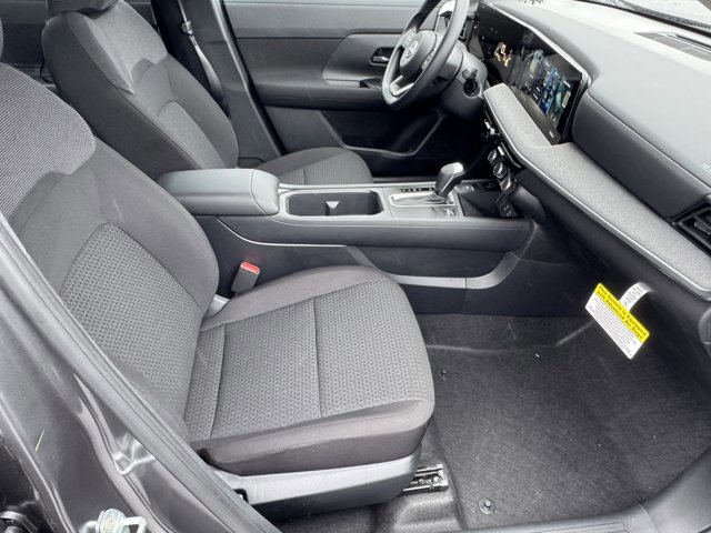 New 2026 Nissan Kicks S image 11