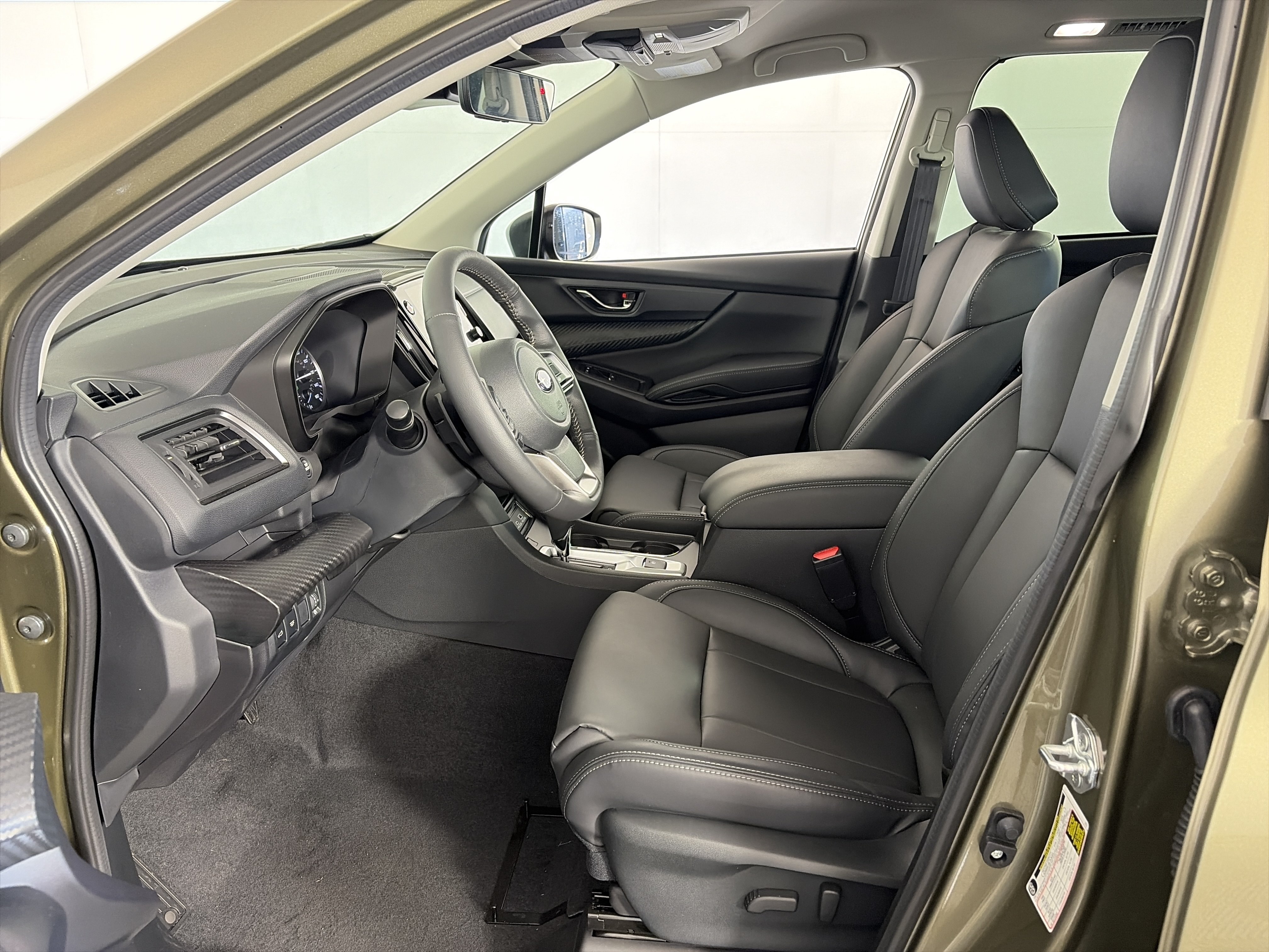 Used 2026 Subaru Ascent Premium AWD/4WD image 6