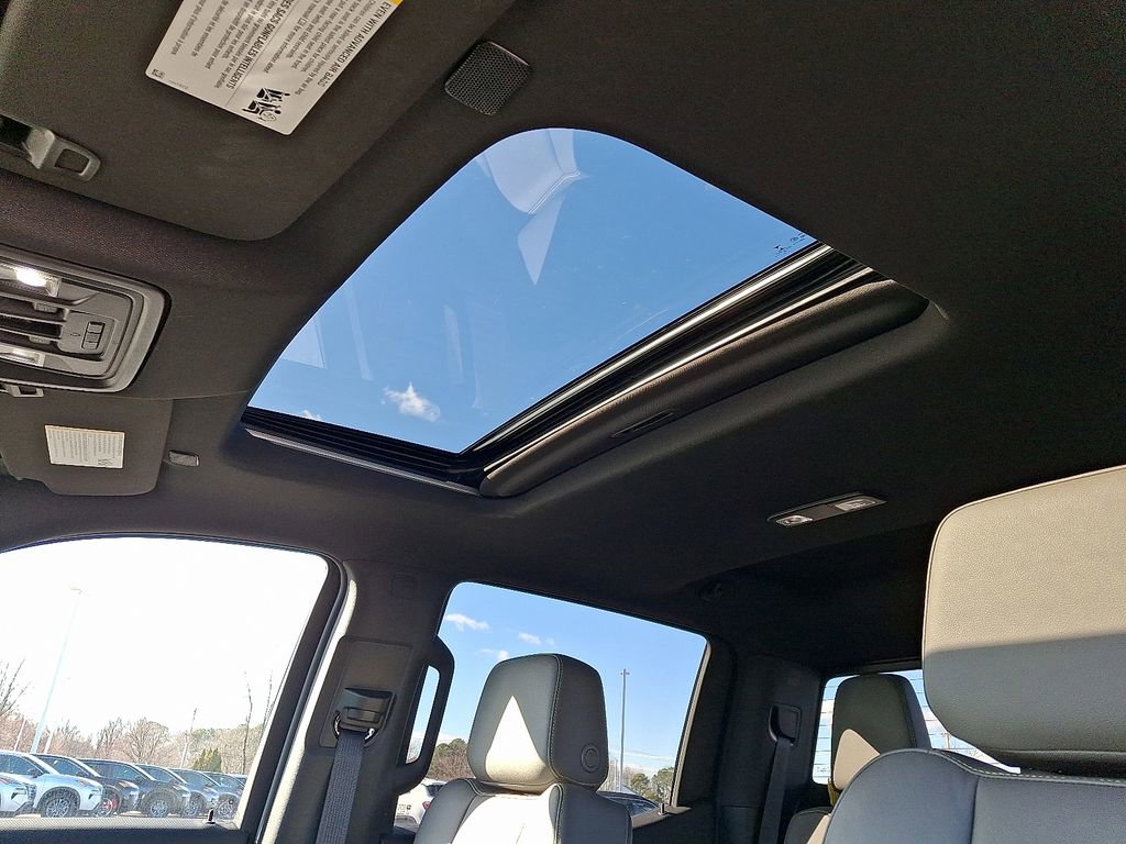 Used 2023 Chevrolet Silverado 1500 ZR2 w/ Technology Package image 14