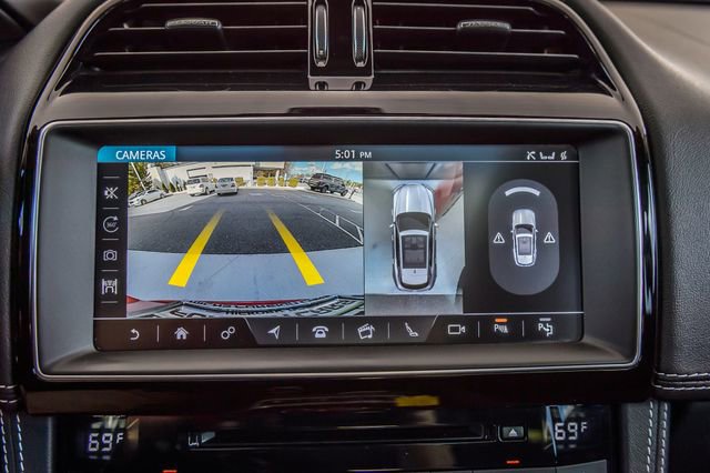 Used 2018 Jaguar F-PACE R-Sport image 22