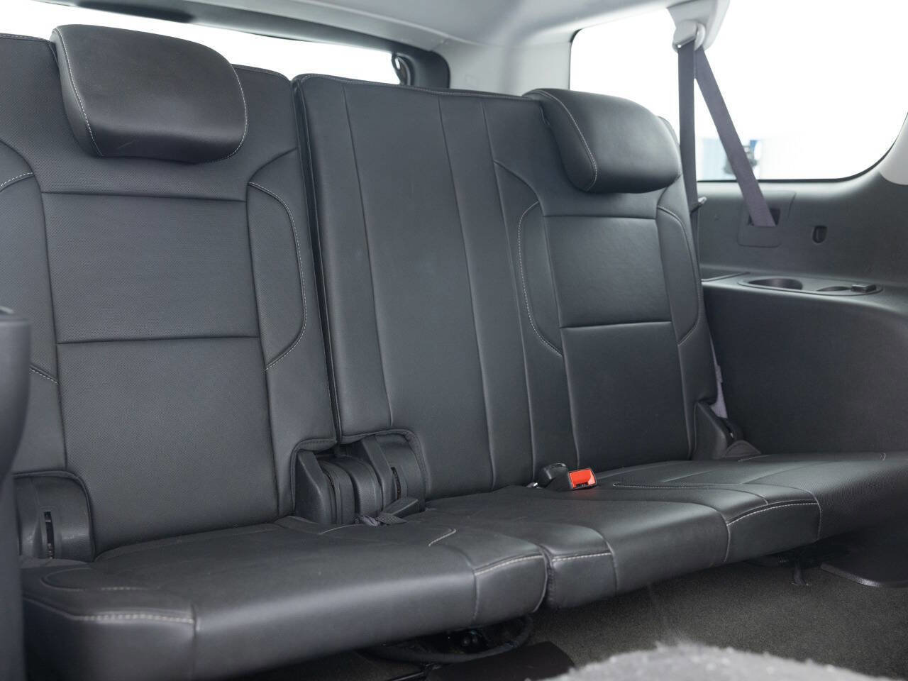 Used 2016 Chevrolet Suburban LTZ AWD/4WD image 35