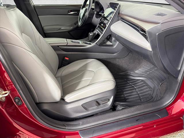 Used 2020 Toyota Avalon XLE FWD image 13