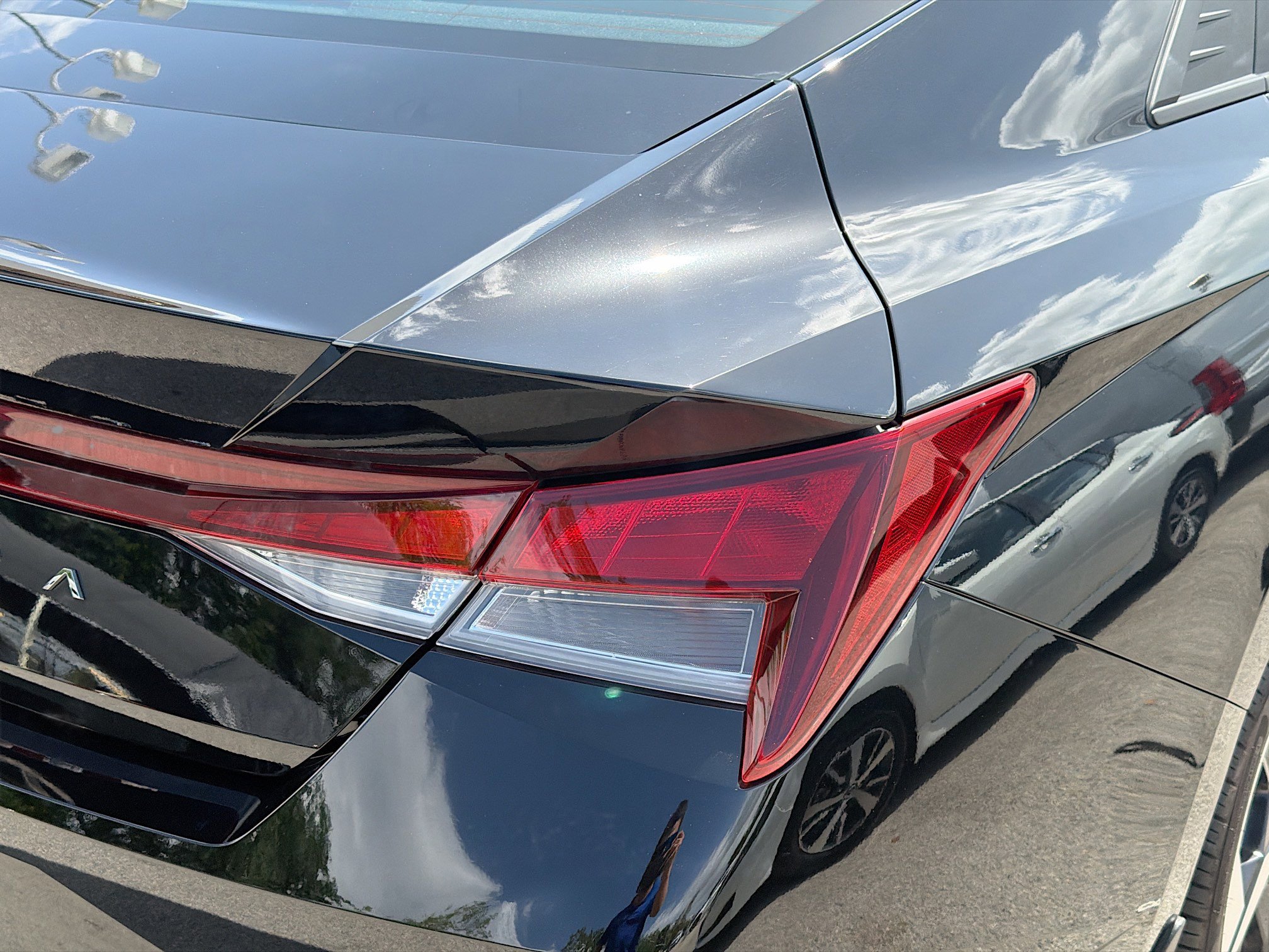 Used 2023 Hyundai Elantra SEL w/ Convenience Package FWD image 25