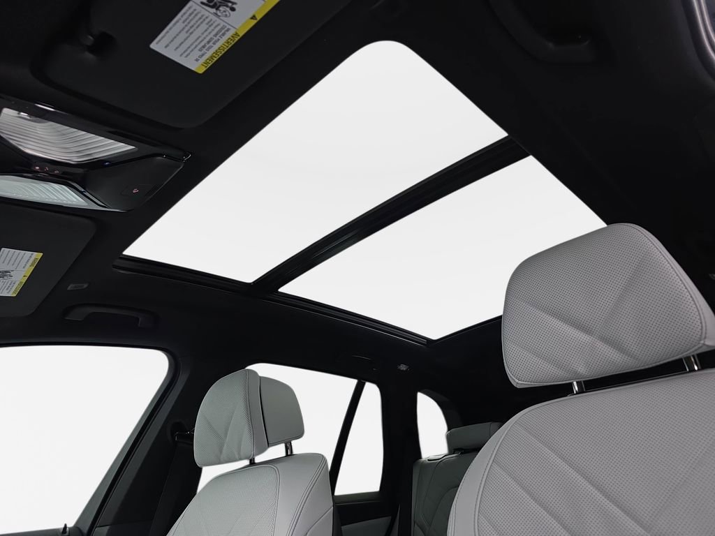 New 2026 BMW X5 xDrive50e w/ M Sport Package image 29