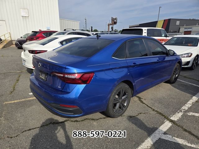 Certified 2024 Volkswagen Jetta SE FWD image 6
