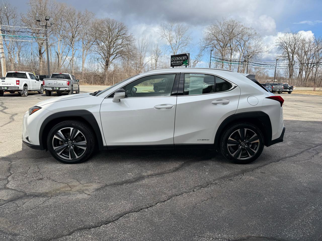 Used 2021 Lexus UX 250h UX 250h AWD w/ Premium Package image 6