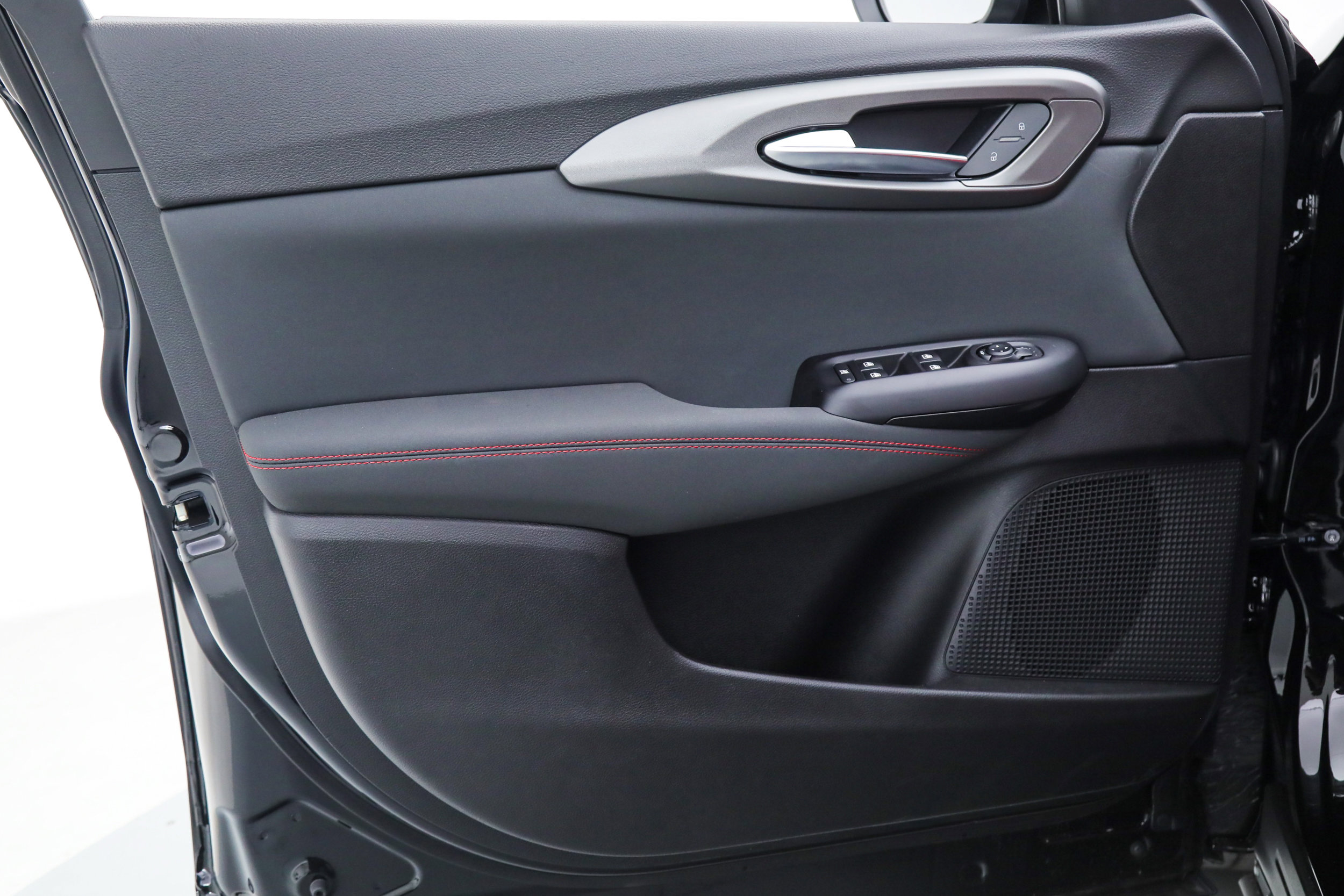 New 2026 Alfa Romeo Tonale Sprint w/ Red Premium Package image 17