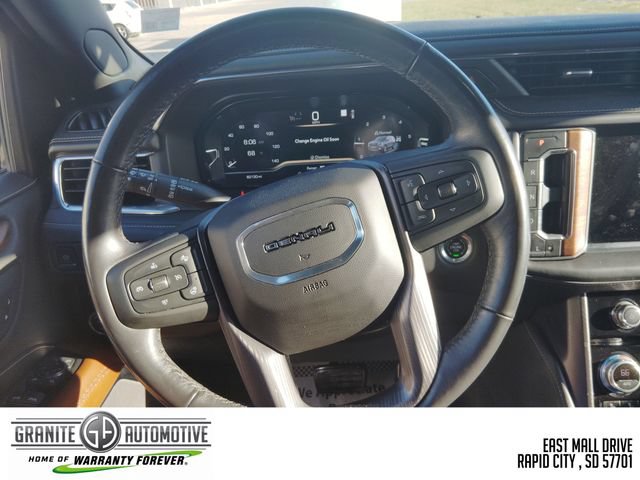 Used 2023 GMC Yukon Denali Ultimate AWD/4WD image 15