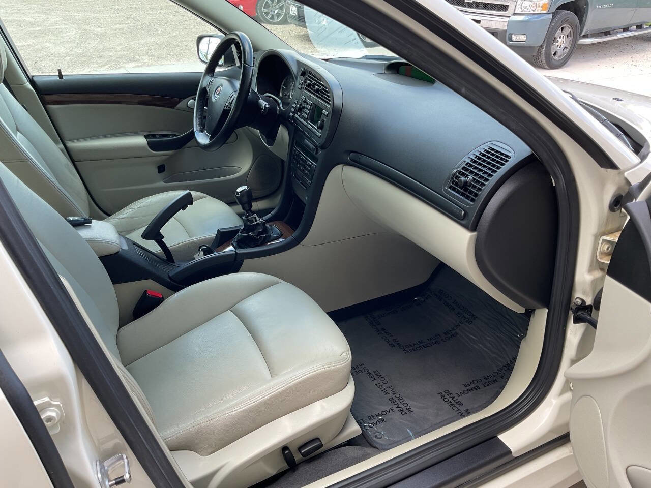 Used 2005 Saab 9-3 Arc FWD image 36