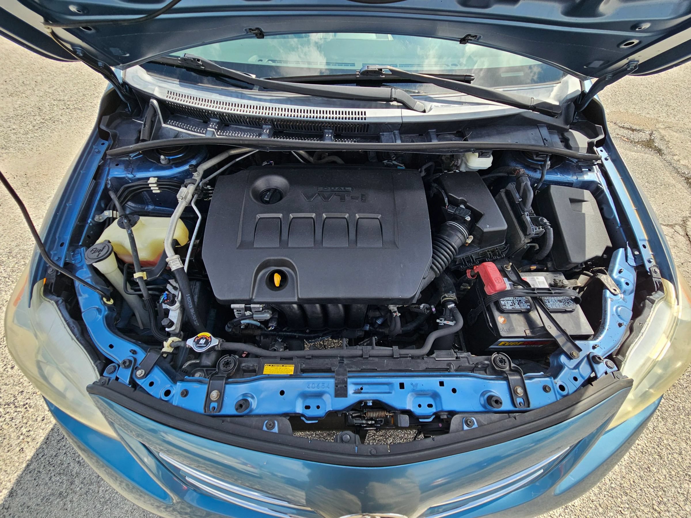 Used 2013 Toyota Corolla LE FWD image 16