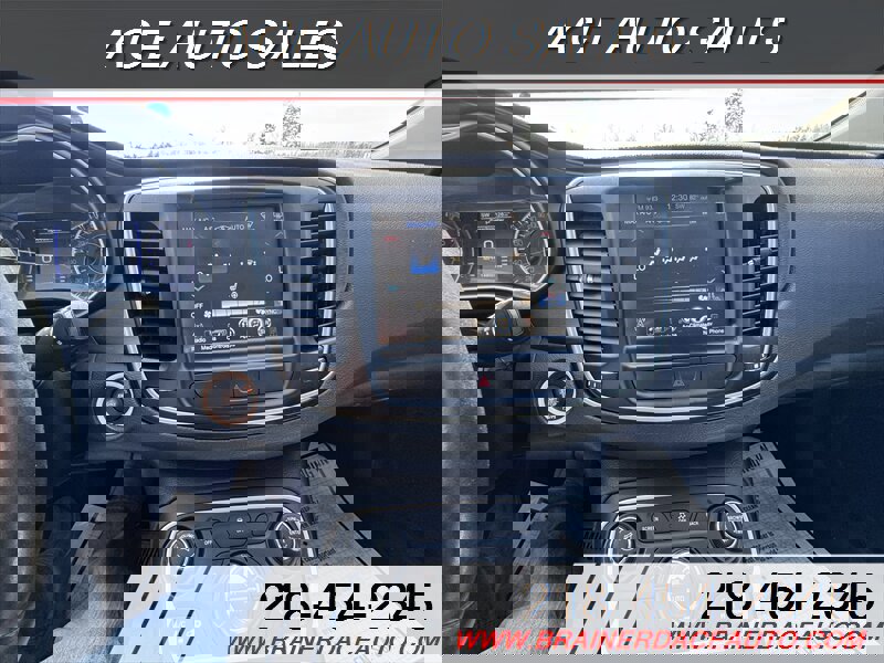 Used 2017 Chrysler 200 Limited Platinum w/ Comfort & Convenience Group FWD image 14