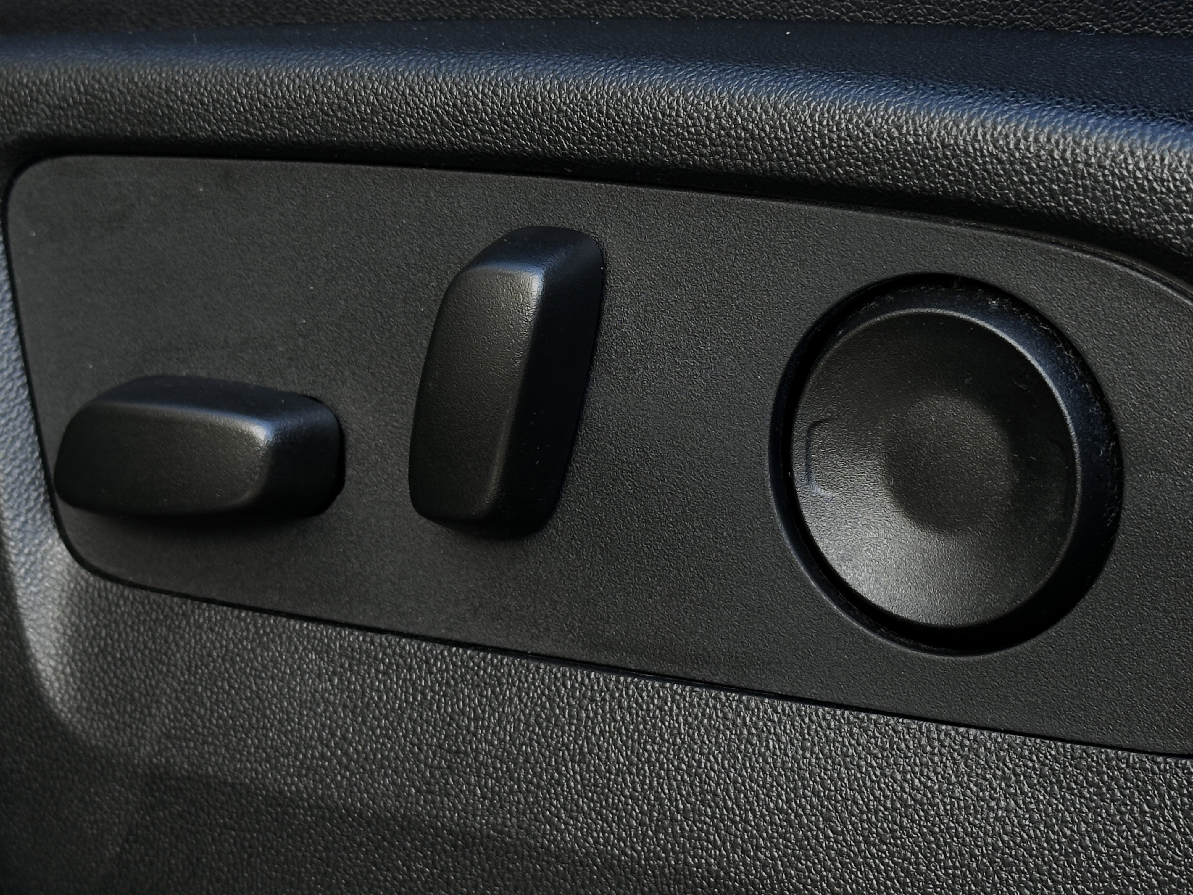 Certified 2024 Chevrolet Tahoe RST w/ Luxury Package image 17