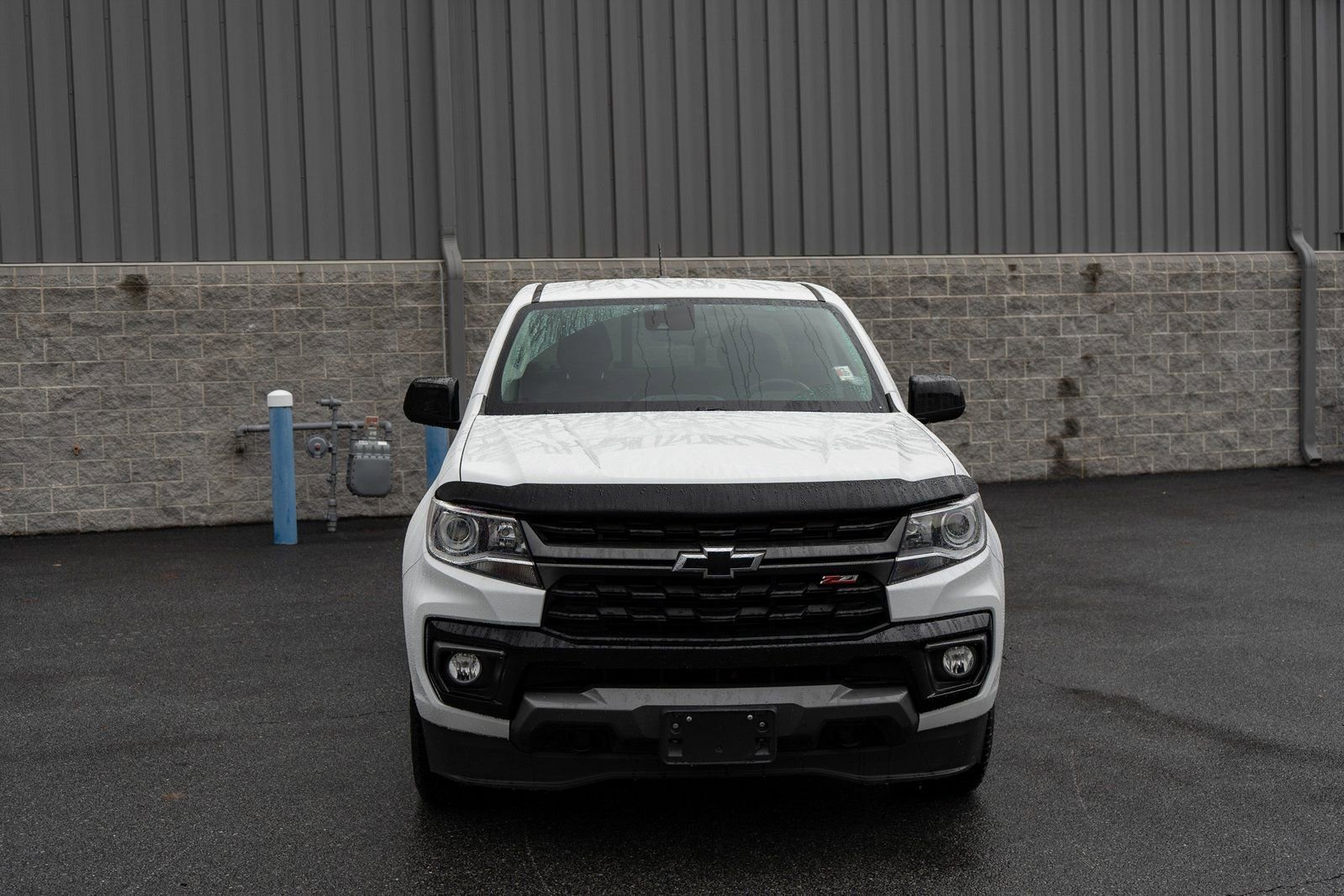 Used 2021 Chevrolet Colorado Z71 w/ Safety Package AWD/4WD image 2