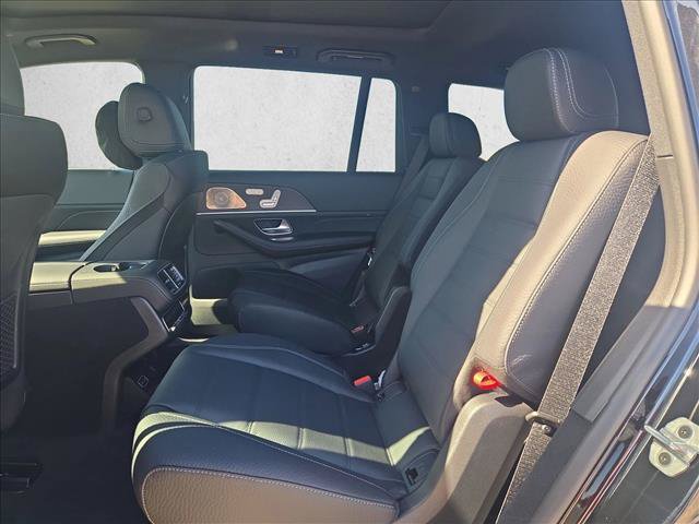 New 2026 Mercedes-Benz GLS 580 4MATIC image 15