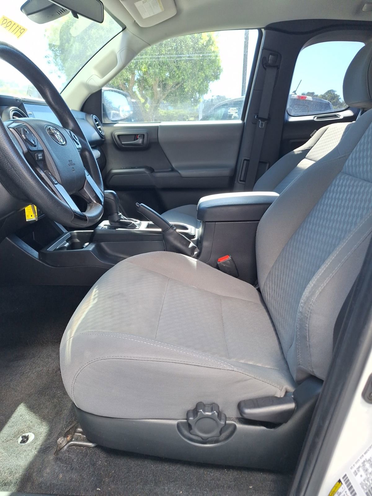 Used 2023 Toyota Tacoma SR image 12