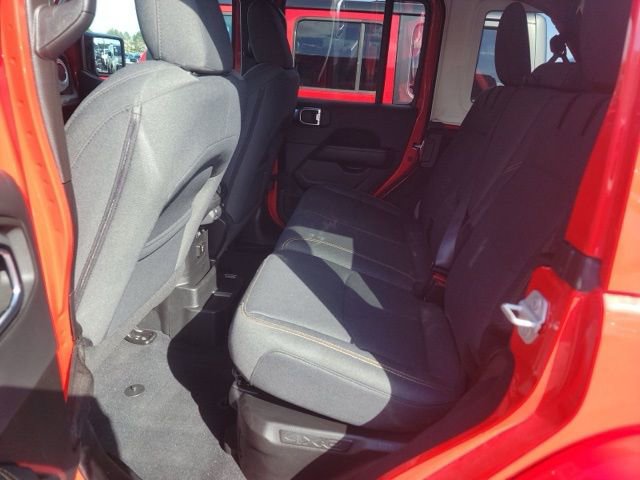 Used 2025 Jeep Wrangler Sahara 4xe image 13