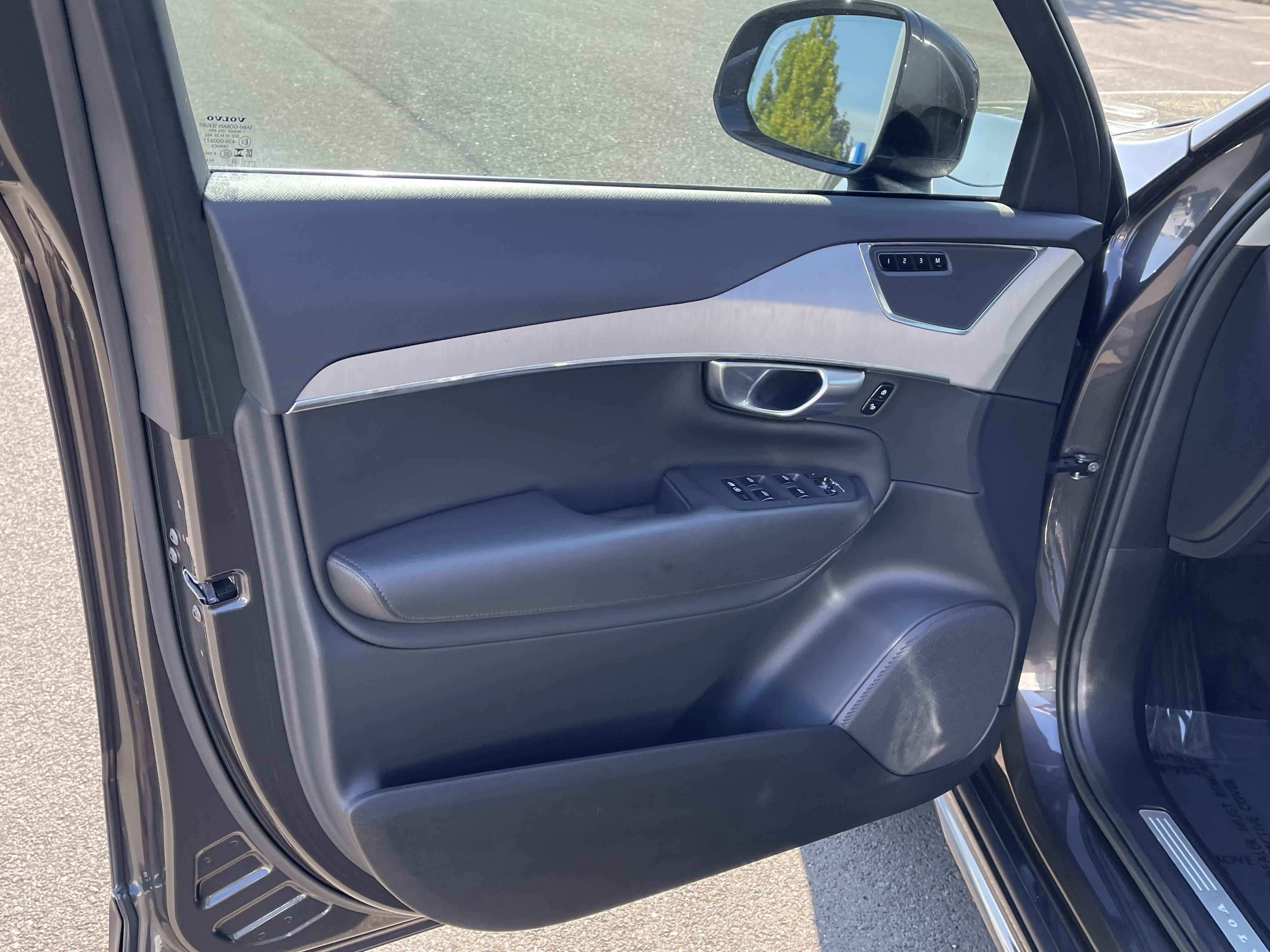 Used 2023 Volvo XC90 B5 Core AWD/4WD image 17