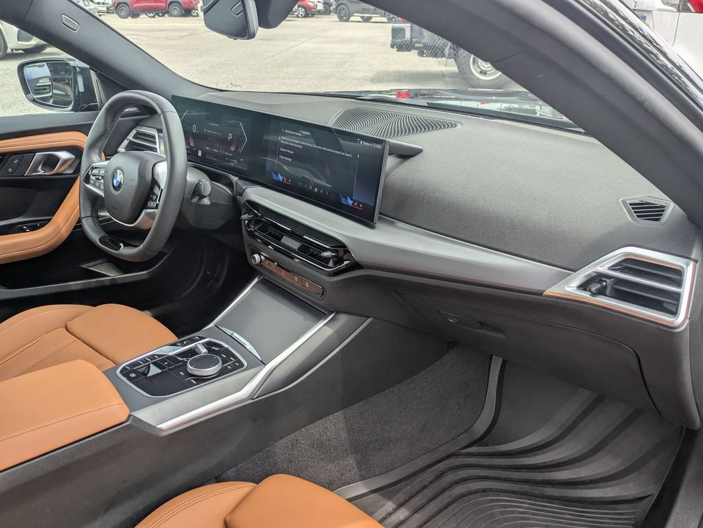 Used 2025 BMW 230i Coupe w/ Convenience Package RWD image 23
