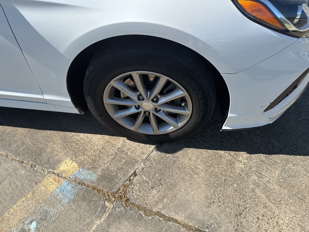 Used 2019 Hyundai Sonata SE image 16