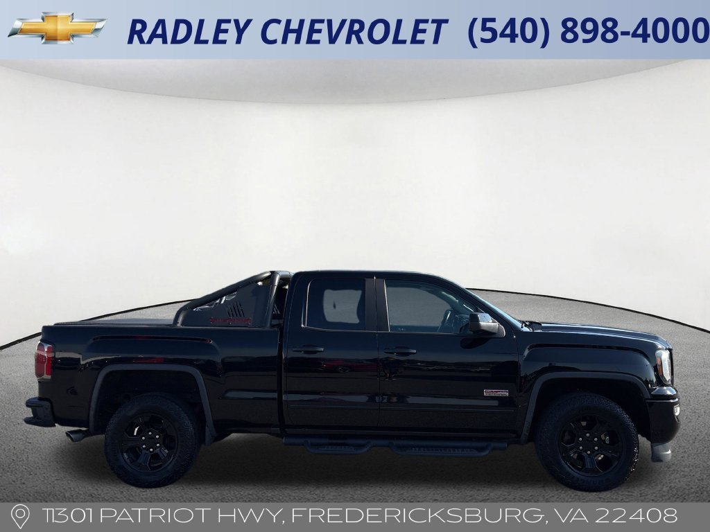 Used 2017 GMC Sierra 1500 SLT w/ All Terrain X Package AWD/4WD image 19
