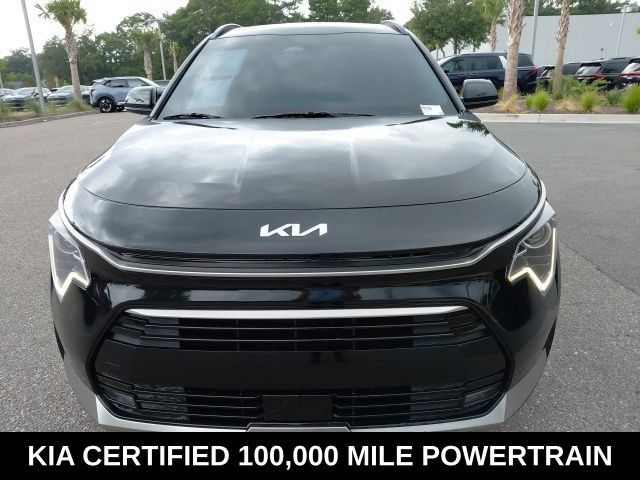 Certified 2025 Kia Niro EX Touring FWD image 2