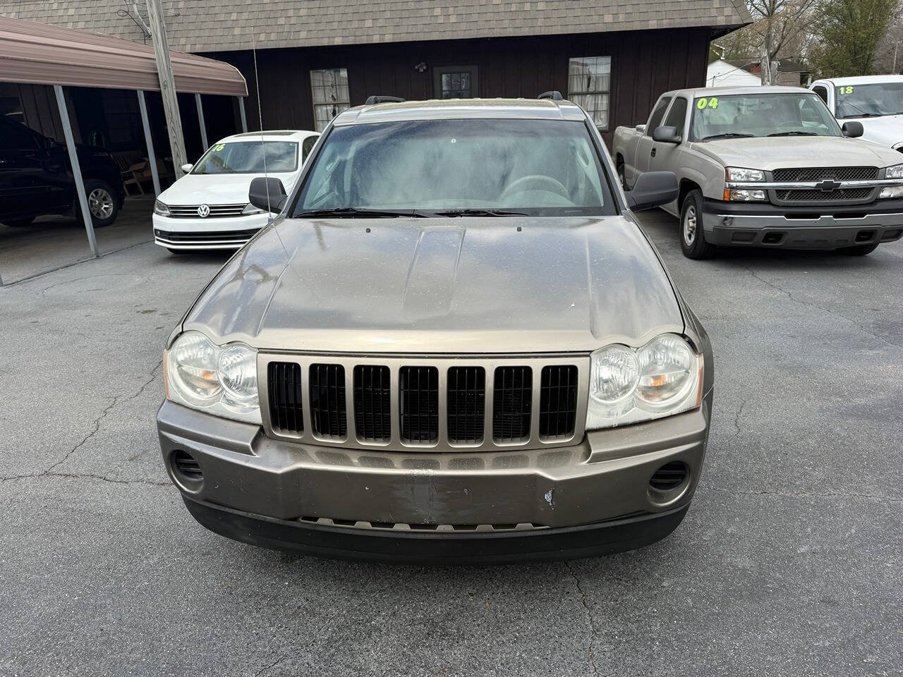 Used 2006 Jeep Grand Cherokee Laredo AWD/4WD image 9