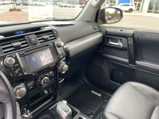 Used 2018 Toyota 4Runner TRD Off-Road Premium image 13