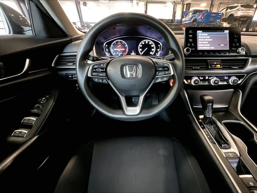 Used 2018 Honda Accord LX image 17